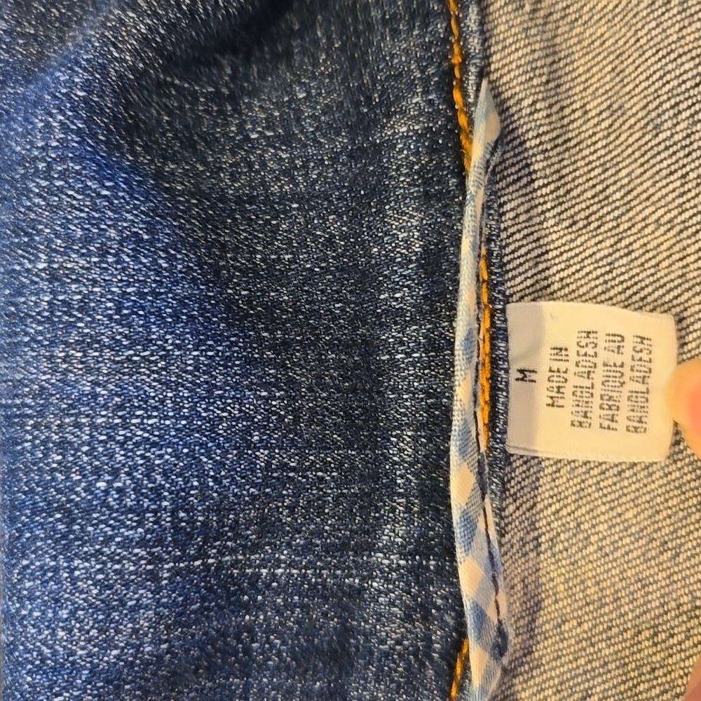 Levi’s Womens Trucker Denim Distressed Jean Jacket - Picture 4 of 11